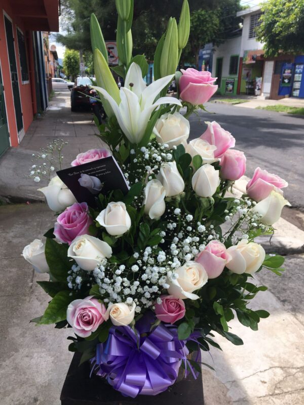 Floristeria-Santa-tecla-arreglo-funebre-rgocijo