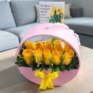 Box con rosas amarillas