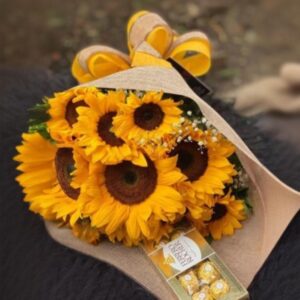 Ramo de girasoles y chocolates